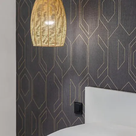 Loft With Parking In By Renters Apartment *