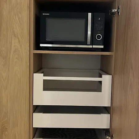 Loft With Parking In By Renters Apartament *