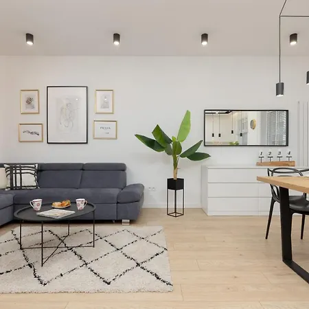 Daire Loft With Parking In By Renters *